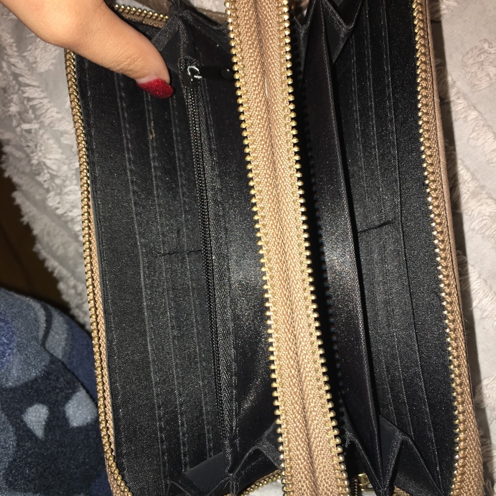 Wallet - Picture 2 of 2